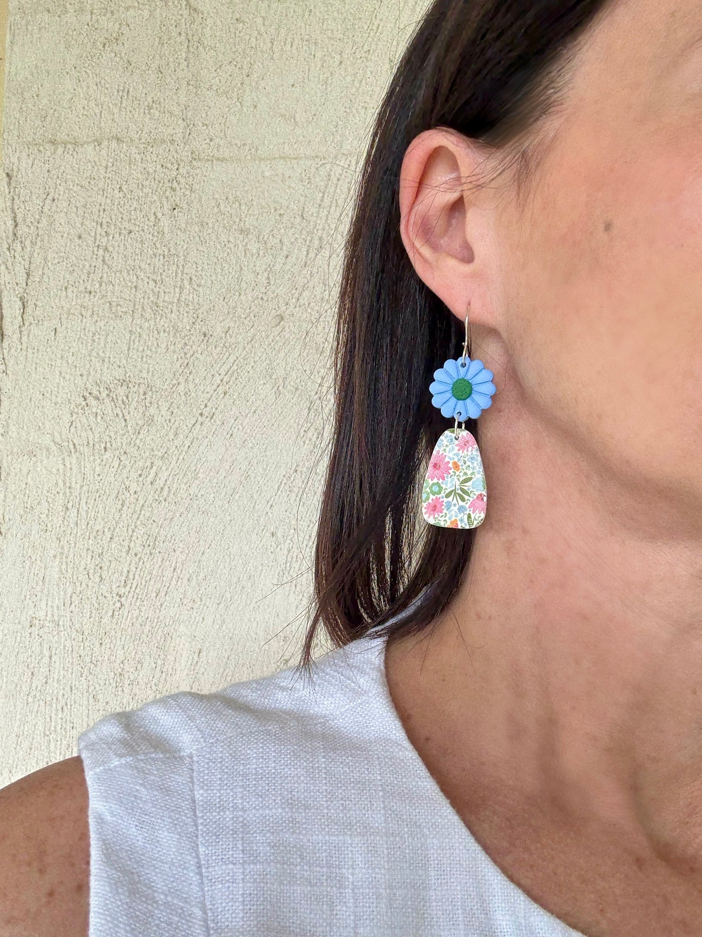 Molly Dangles - Nan’s Garden